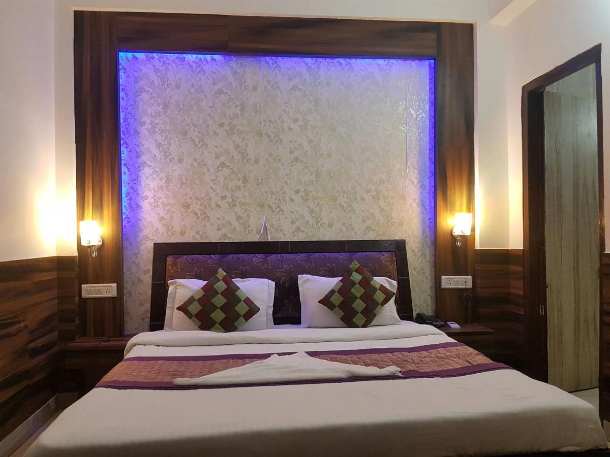 Hotel Perfect Palace 뉴델리 외부 사진
